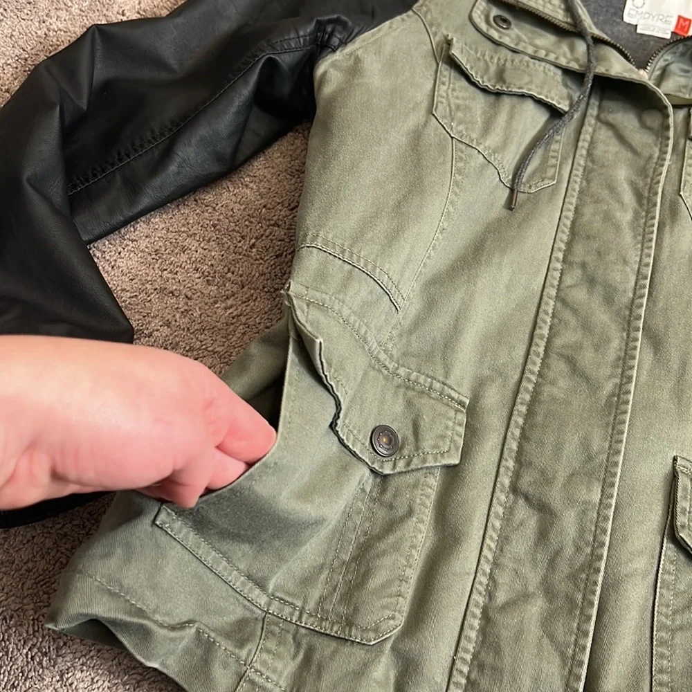 Empyre • Utility Jacket - Picture 3 of 8